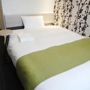 Kuretake Sakaisuji Honmachi Hotel